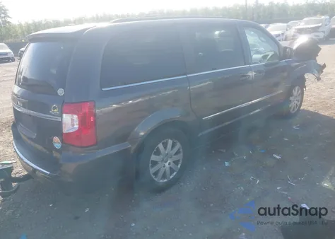 2015 Chrysler Town & Country Touring from USA, damaged, VIN 2C4RC1BG2FR756135